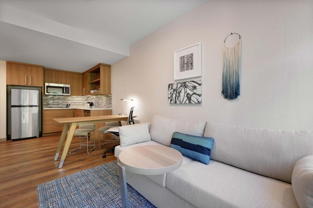 Element New York Wood Ridge Hotel Woodbridge Exterior photo